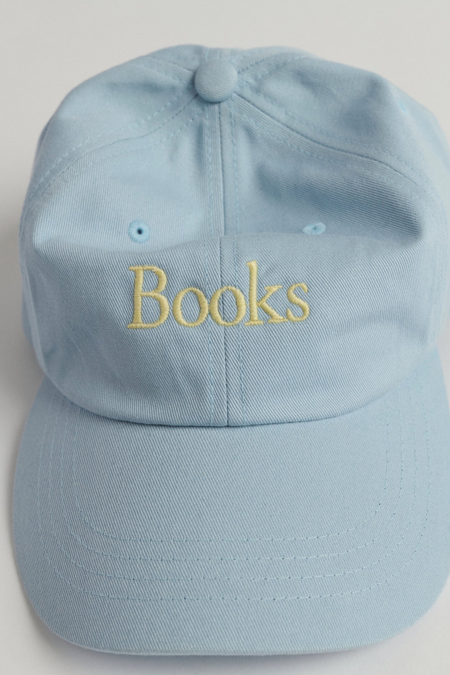Cap Books Light Blue - Soeur x Pacific Editions