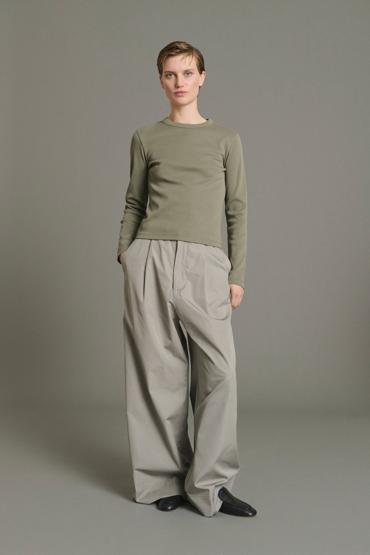 Hugues wide-leg trousers in grey poplin for women - Soeur
