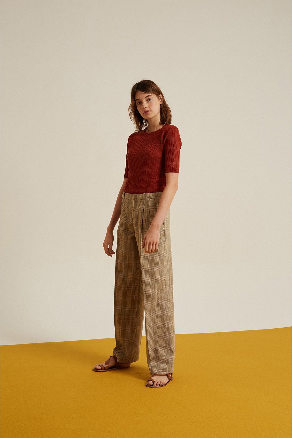 Pull DELON ROUGE vue 2